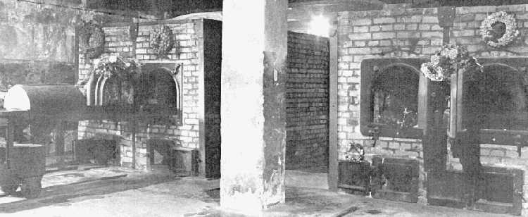 Rekonstruierter Ofen im Krematorium I, Auschwitz